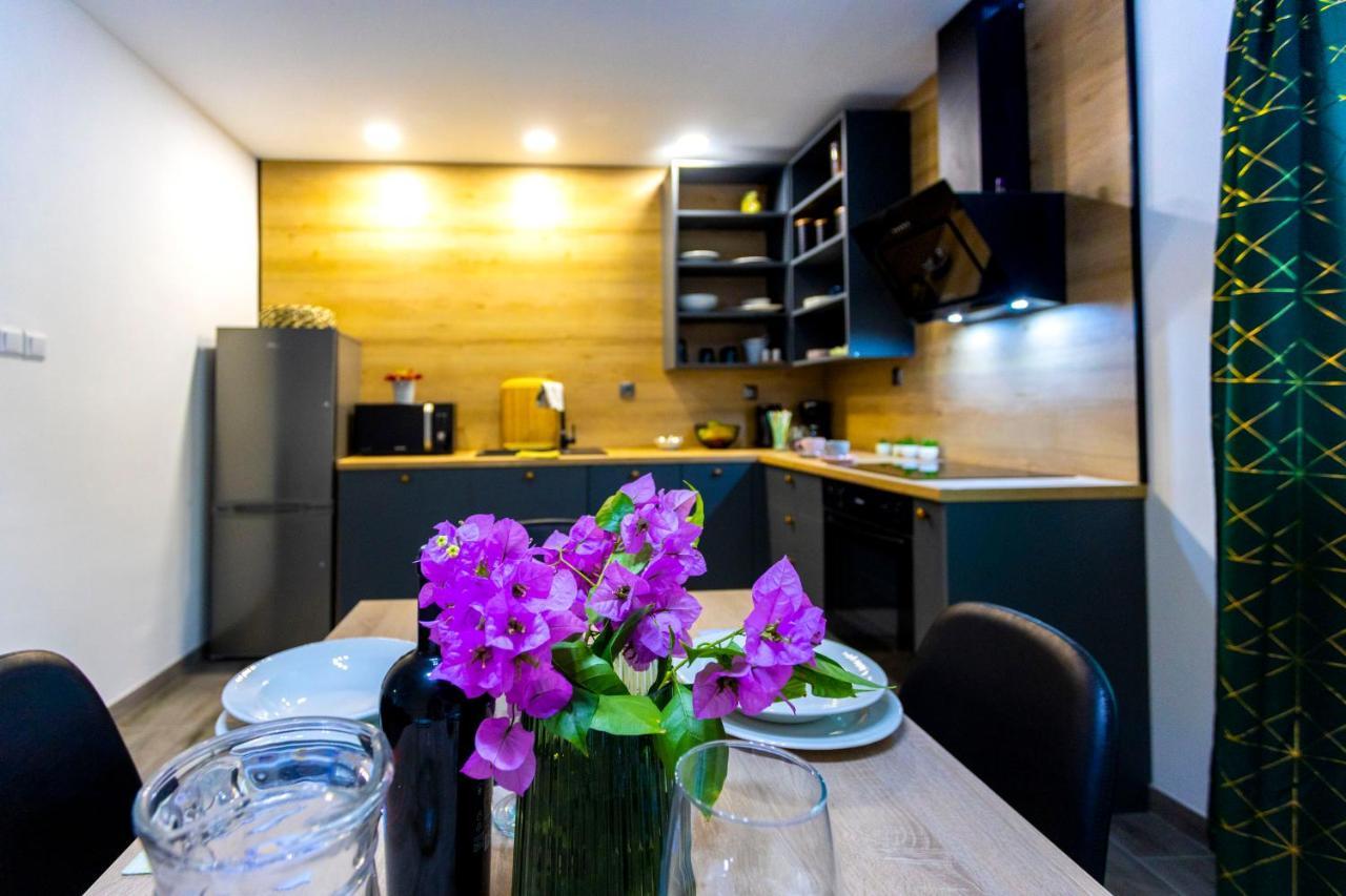 City Apartment Nora, Old Town Located, Free Parking Makarska Extérieur photo