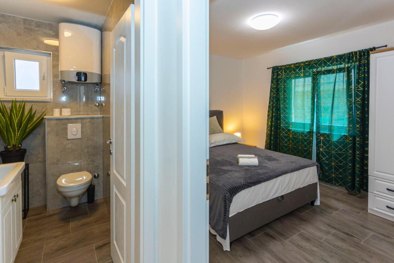 City Apartment Nora, Old Town Located, Free Parking Makarska Extérieur photo