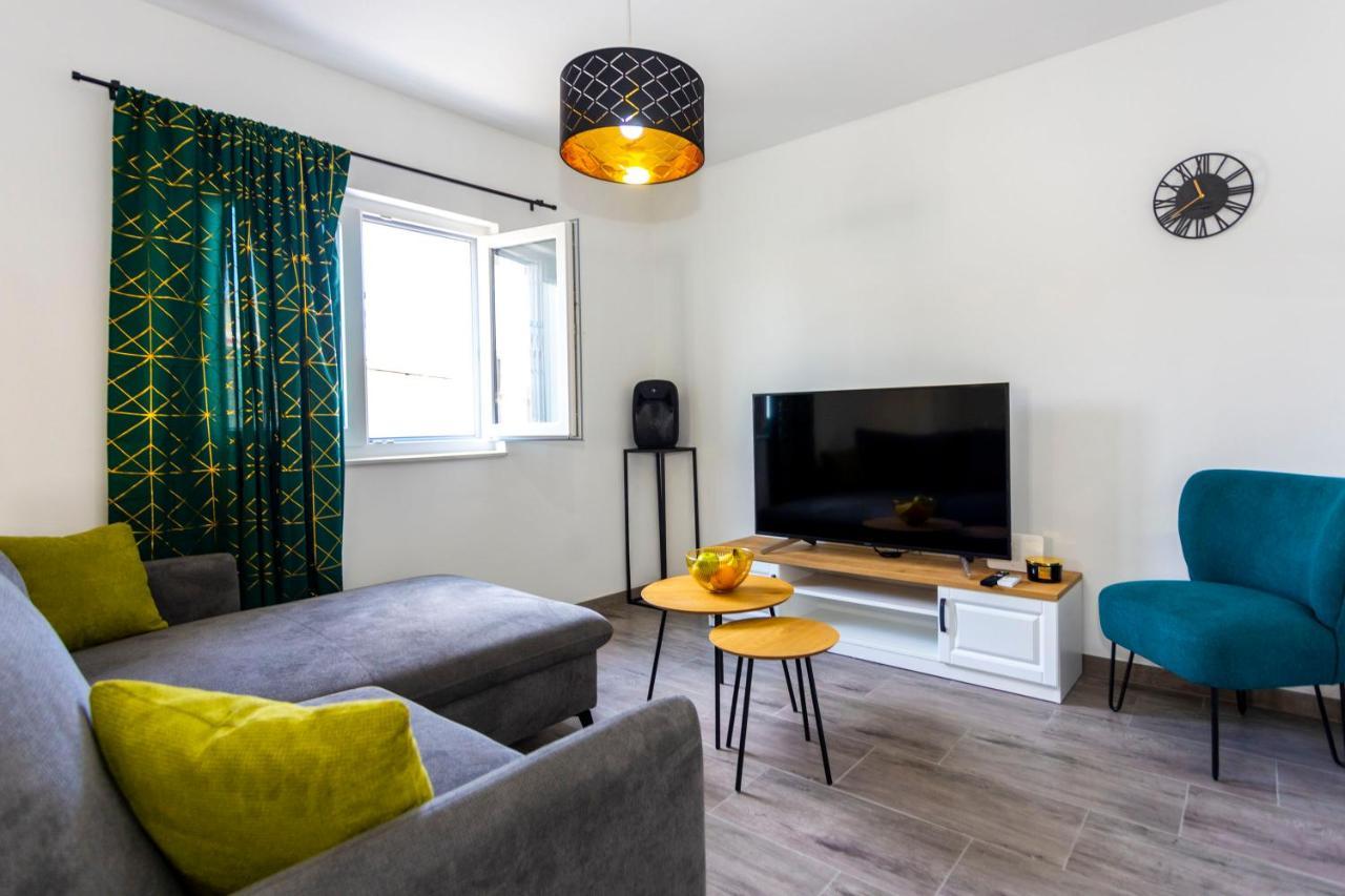 City Apartment Nora, Old Town Located, Free Parking Makarska Extérieur photo